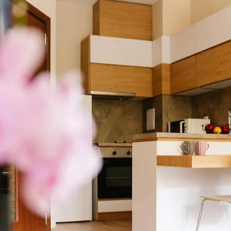 Апартаменти Дом Изгрев Apartment *